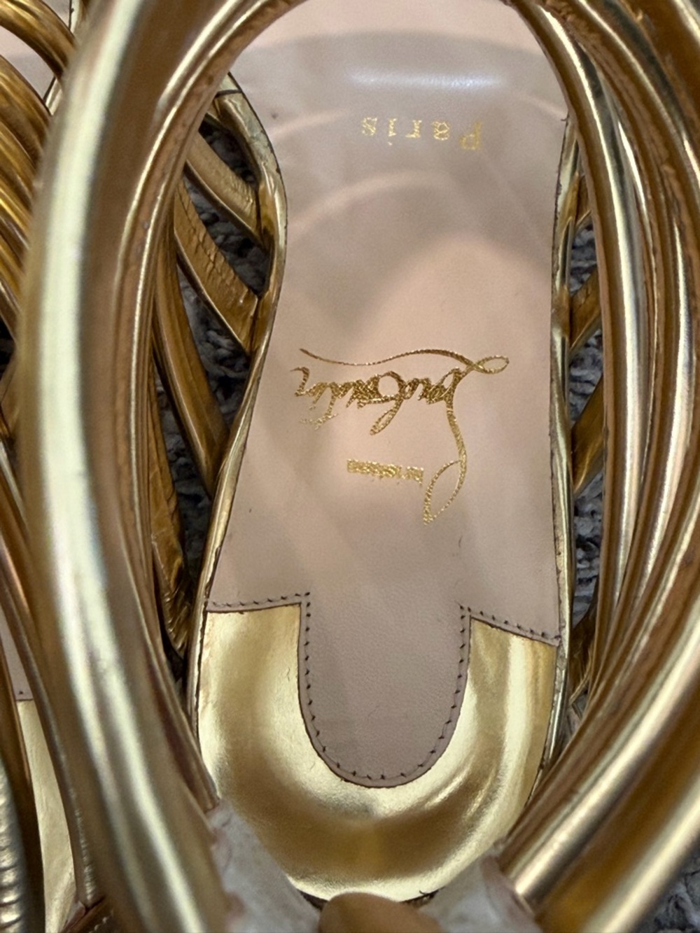 Gold Christian Louboutin Gladiator Sandals size 34 - Picture 4 of 7